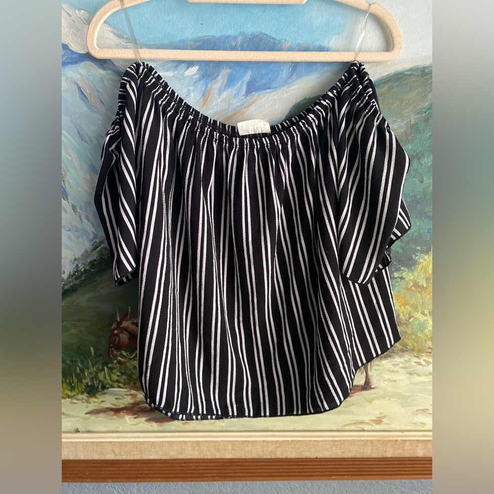 Free Kisses Black & White Striped Sexy/ Romantic off the shoulder Crop Top
